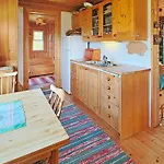 6 Person In Kviby-by Traum * Kviby